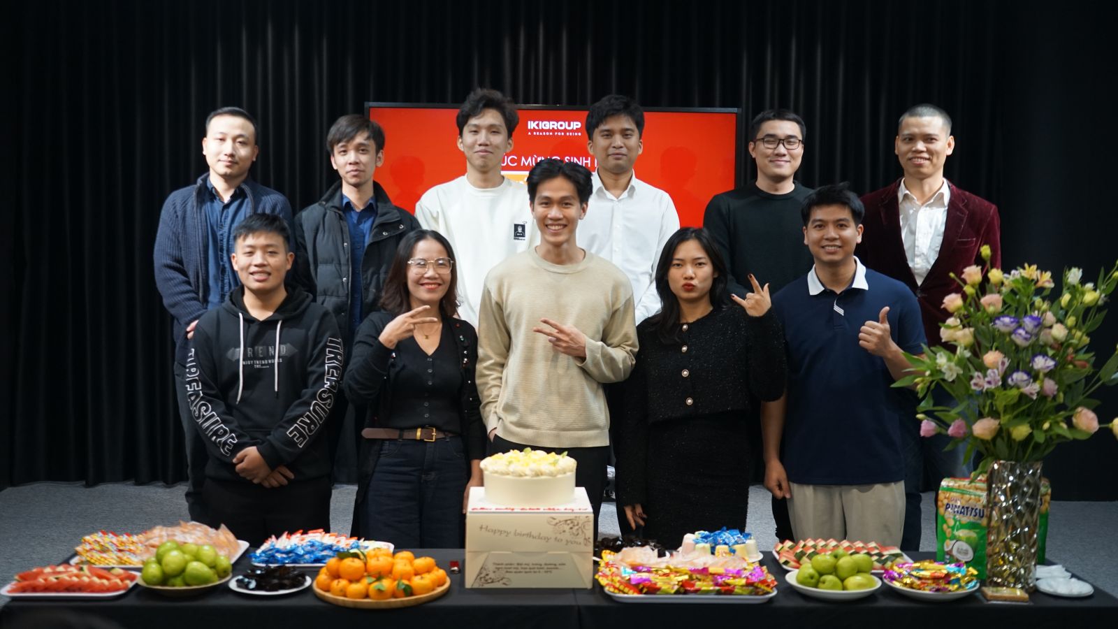 TẬP ĐOÀN IKIGROUP TỔ CHỨC SINH NHẬT QUÝ IV/2024 – HOẠT ĐỘNG THƯỜNG NIÊN ĐẦY ẤM ÁP