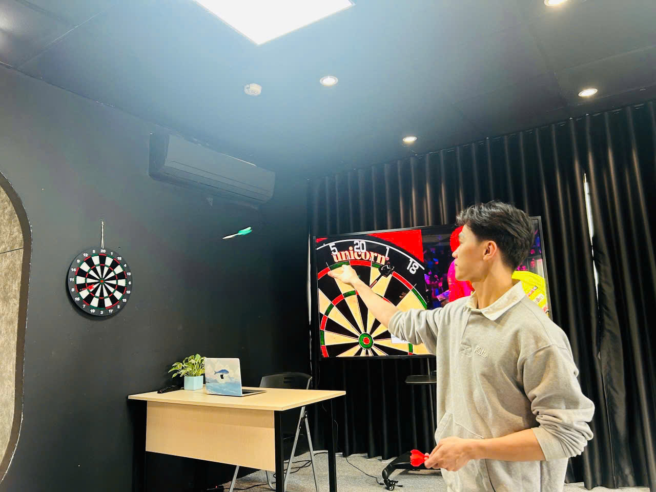 “Sự cân bằng giữa công việc và đời sống…”